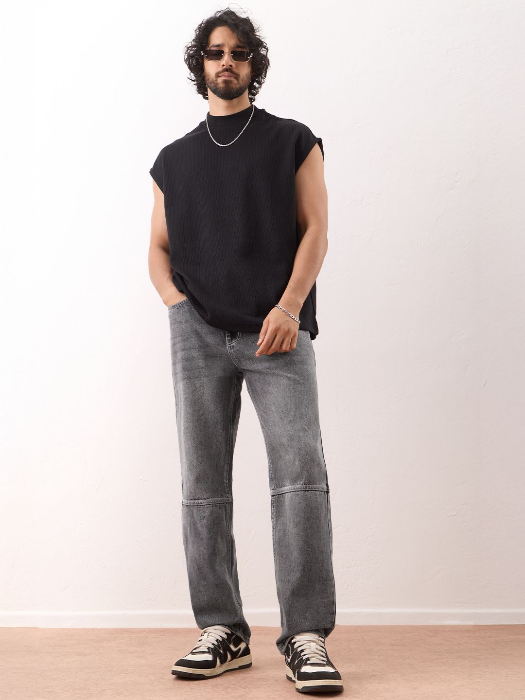 Straight-Fit Denim: Midnight Men Straight Fit Jeans