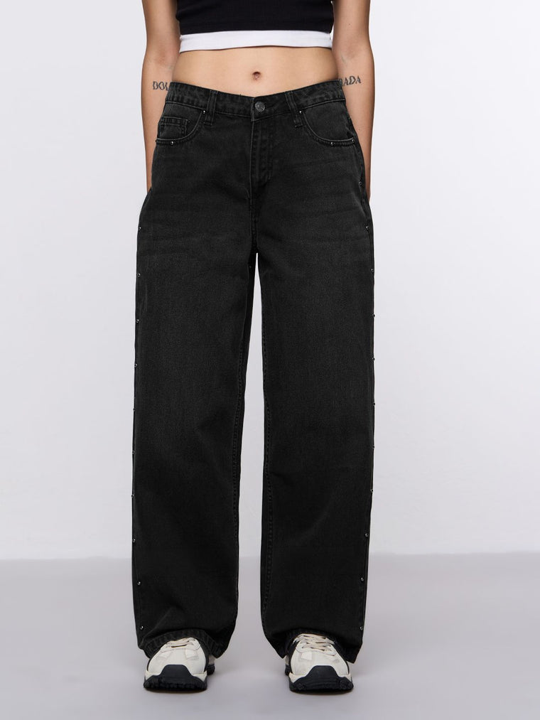 Relaxed Straight-Fit Denim: Killing It Women Straight Denims