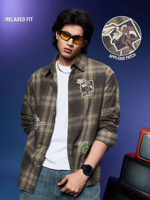 Looney Tunes: The Chase Men Relaxed Shirts