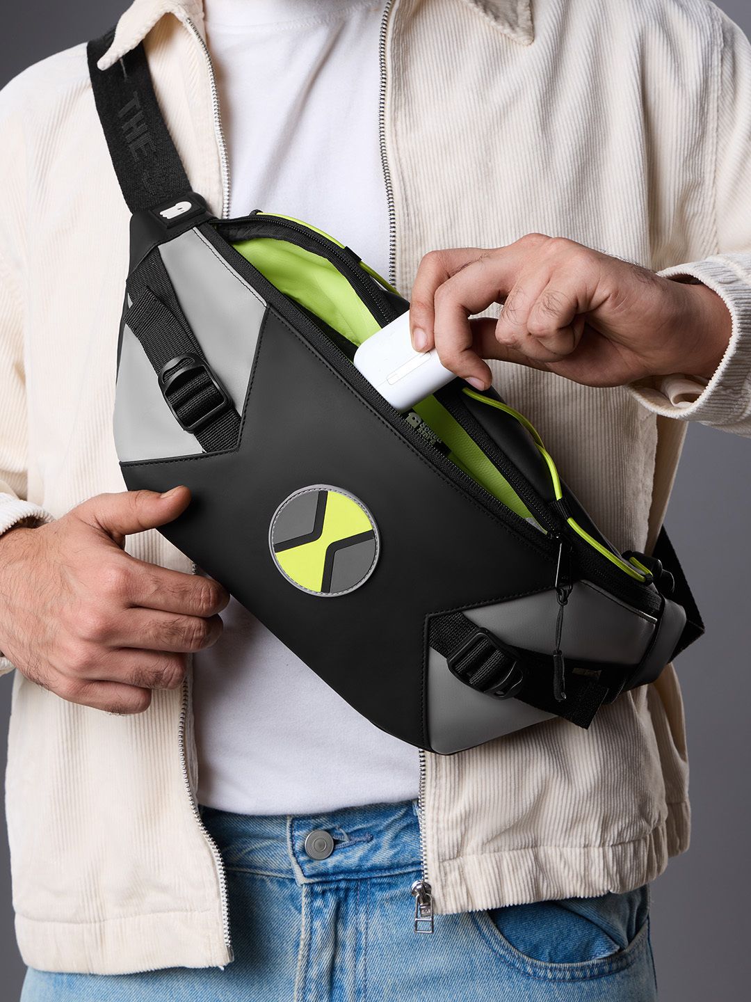 Ben 10: Omni Gear Fanny Pack