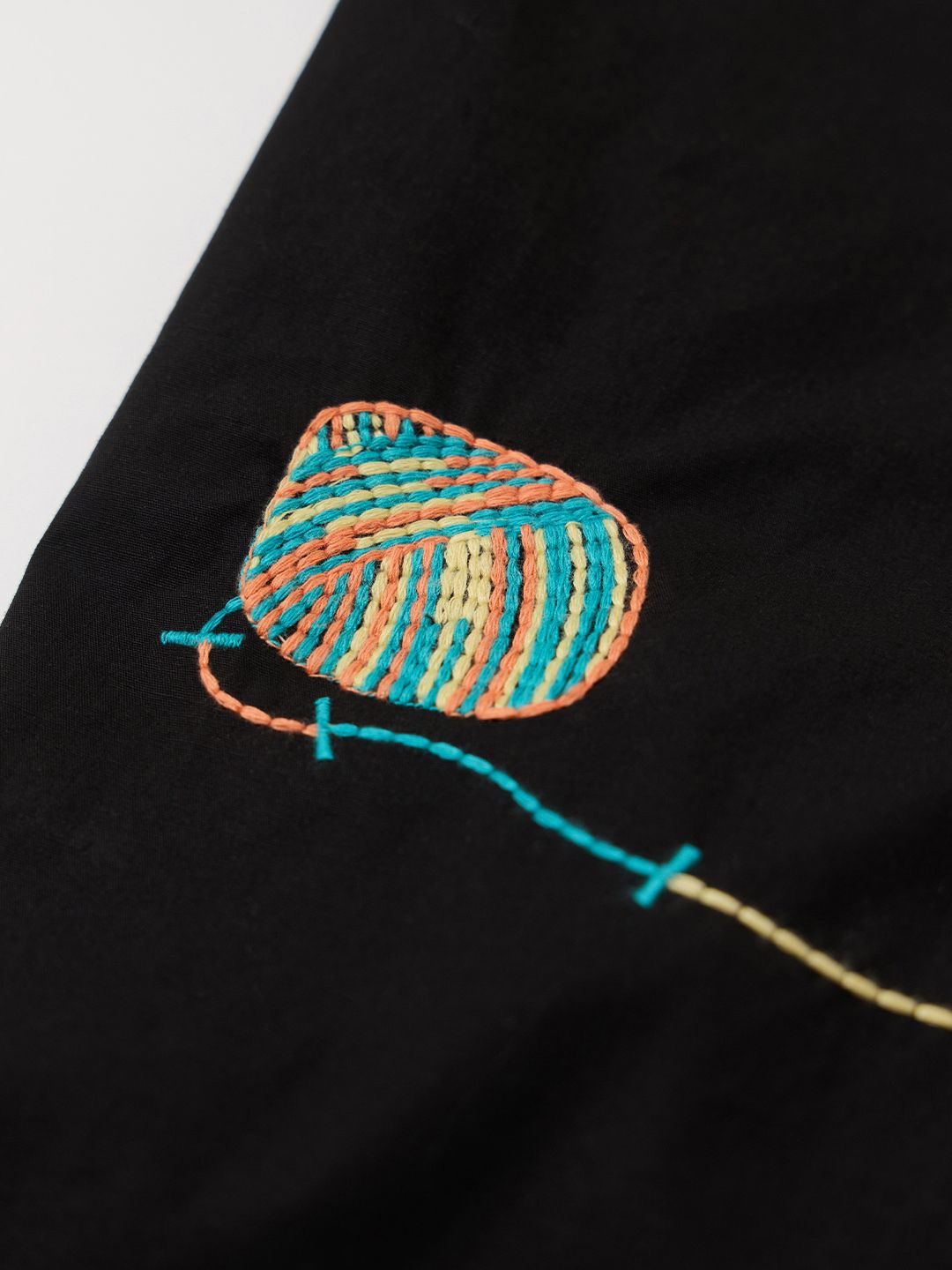 Pets Stories: Cat & Yarn Women Oversized Shirts