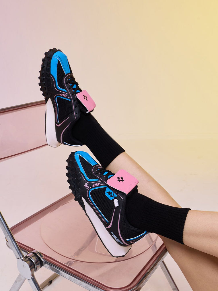 Blackberry: Velocity Women Low Top Sneakers