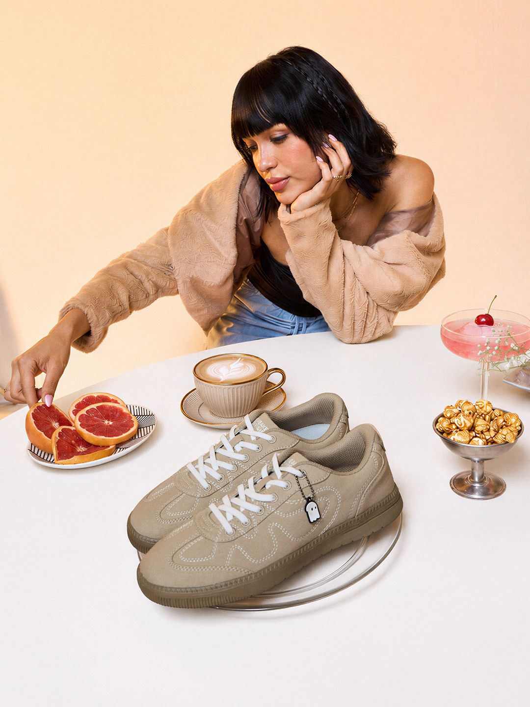 Caramel: UBZ Fly Women Low Top Sneakers