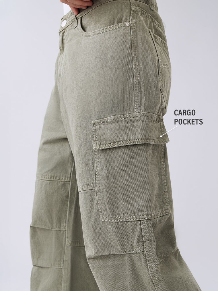 Cargo Denims: Thyme Men Cargo Jeans