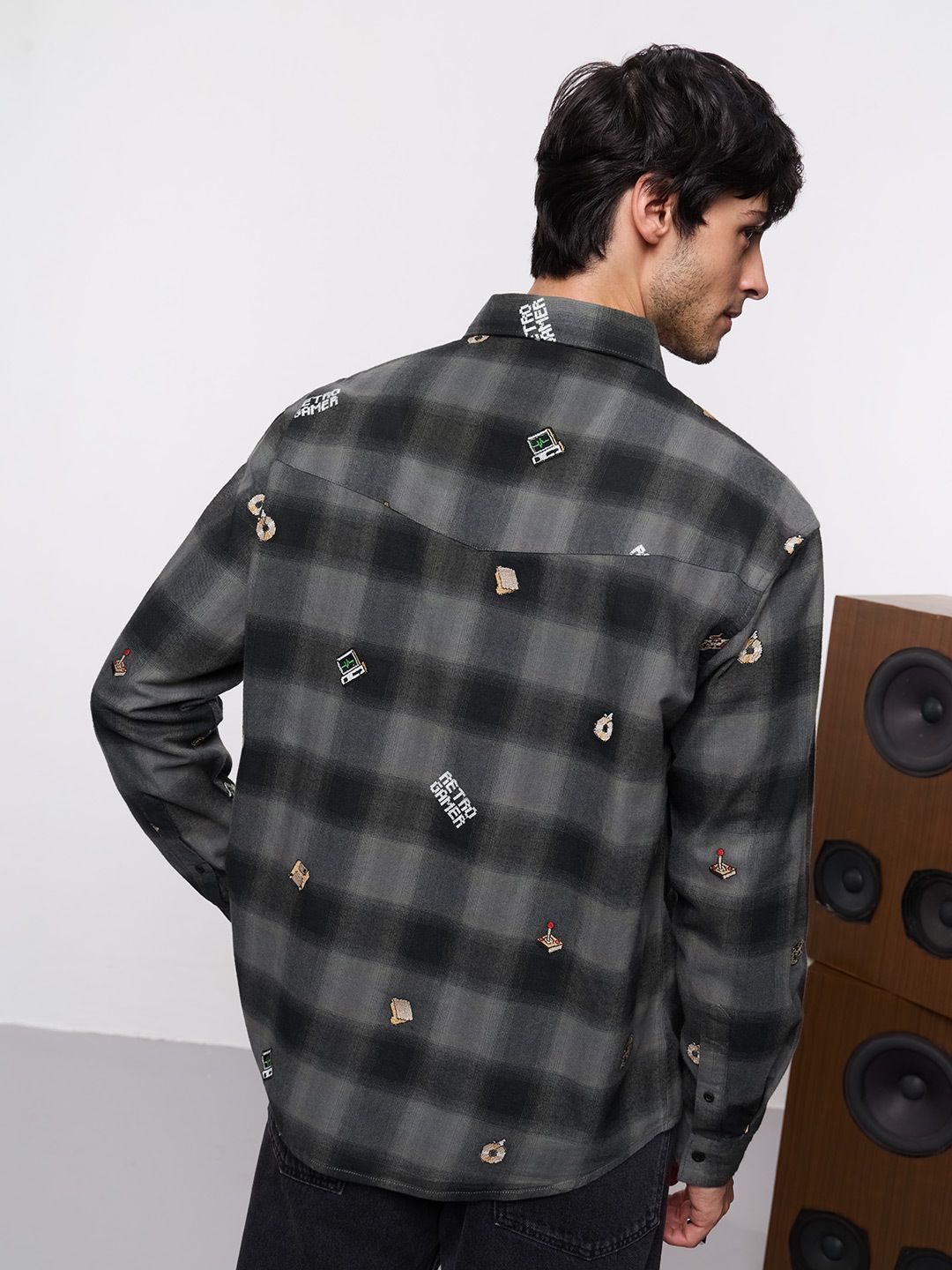 Plaid Shirt: Arcade Games Men Relaxed Shirts