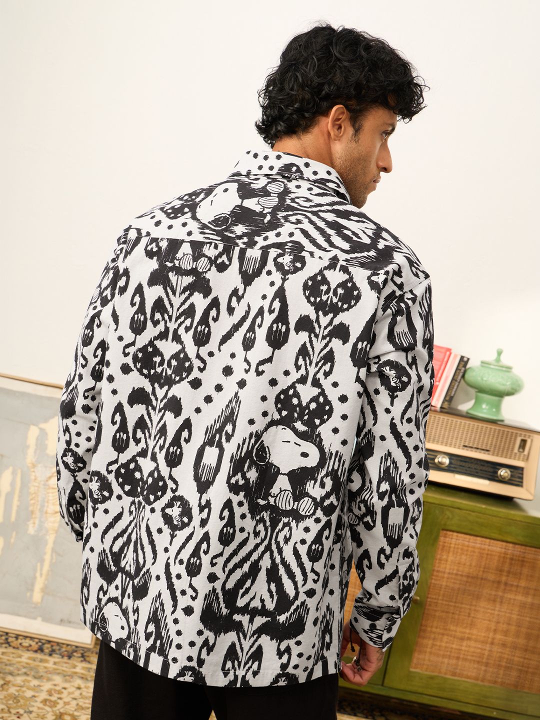 Peanuts: Ikat Snoopy Cotton Linen Shirts