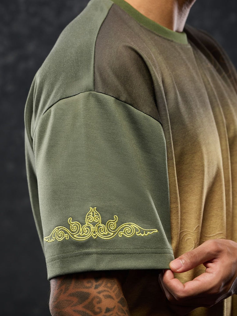 Tibetan Tales: Landscape Oversized T-Shirts