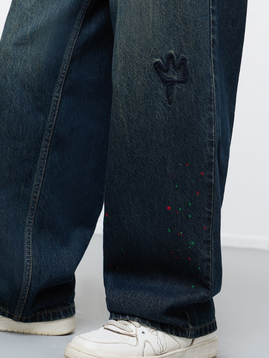 Baggy-Fit Denim: Art Is Love Women Baggy Denims