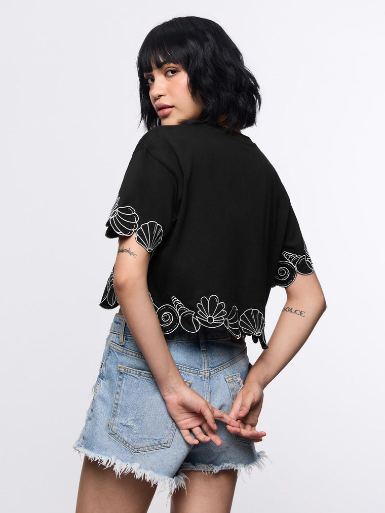 TSS Originals: Seashell Women Oversized Cropped T-Shirts