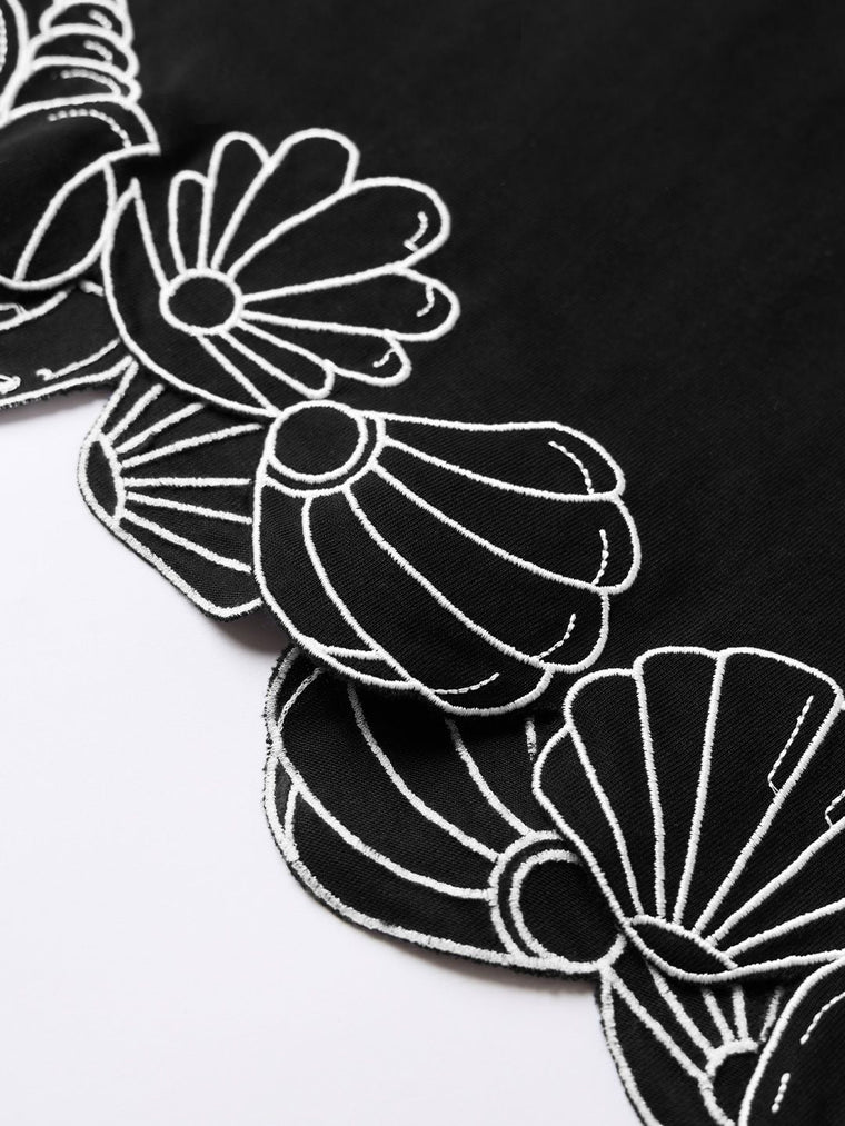 TSS Originals: Seashell Women Oversized Cropped T-Shirts
