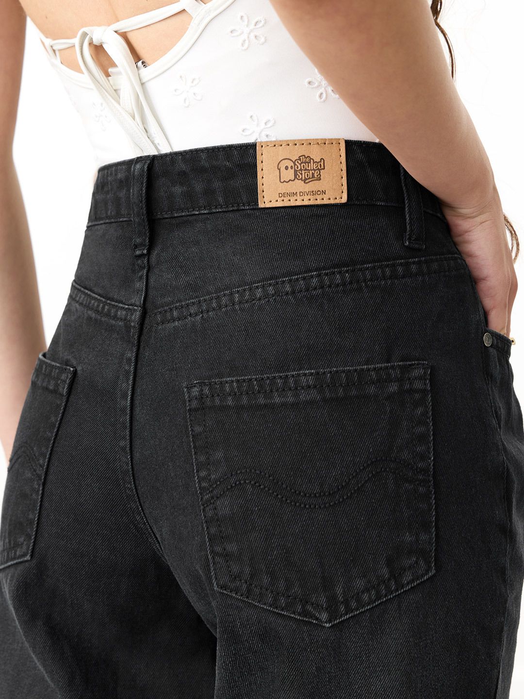 Wide-Leg Denim: Halo Women Wide Denims