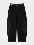 Barrel-Fit Denim: Street Style Women Barrel Denims
