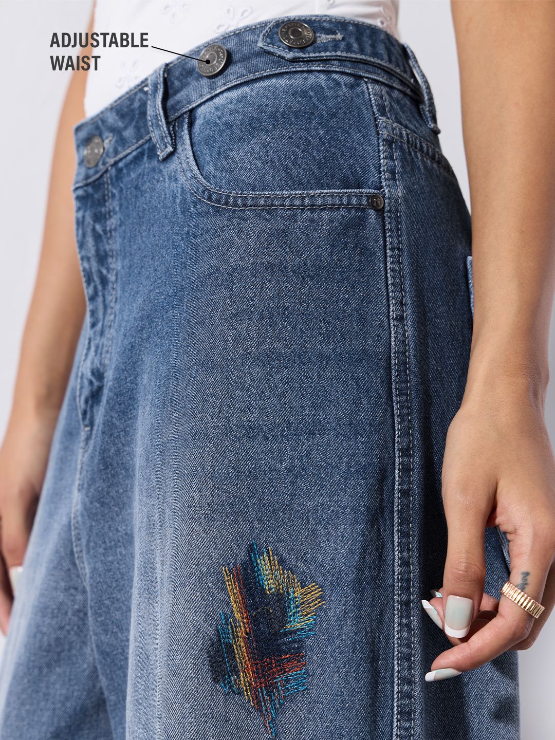 Barrel-Fit Denim: Doodle Women Barrel Denims