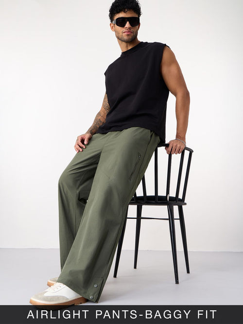 Airlight Utility Pants: Dusty Olive Men Pants